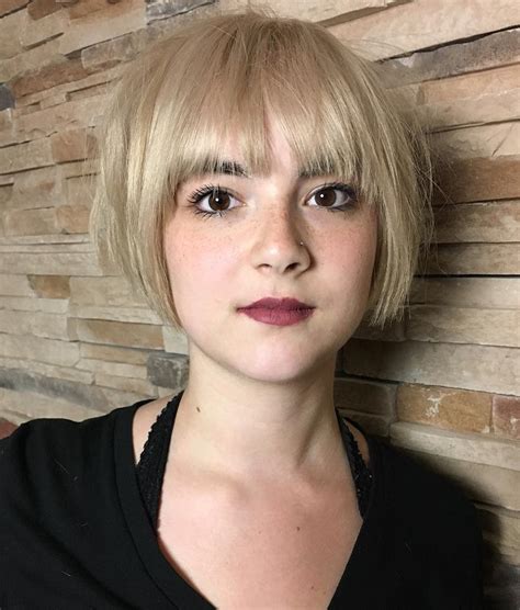 Short, blunt baby bangs that rest just above the eyebrows give off a striking, statement-making appearance. The area between the bangs and the eyebrows on these shorter bangs creates a stunning appearance. 9. Long Layered Bangs ... Blonde Hair With Y Bangs. With blonde hair and Y bangs, this is a sophisticated haircut that appears …